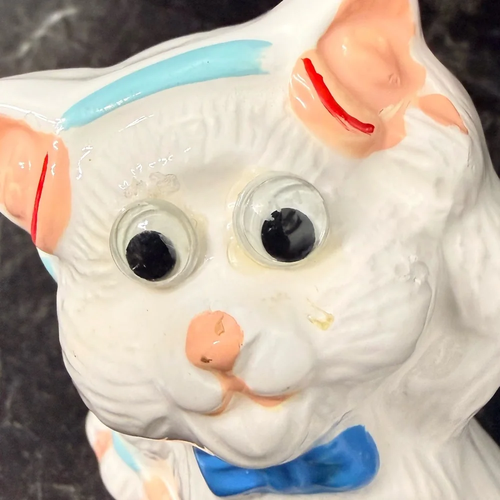 Vintage Cat Figurine